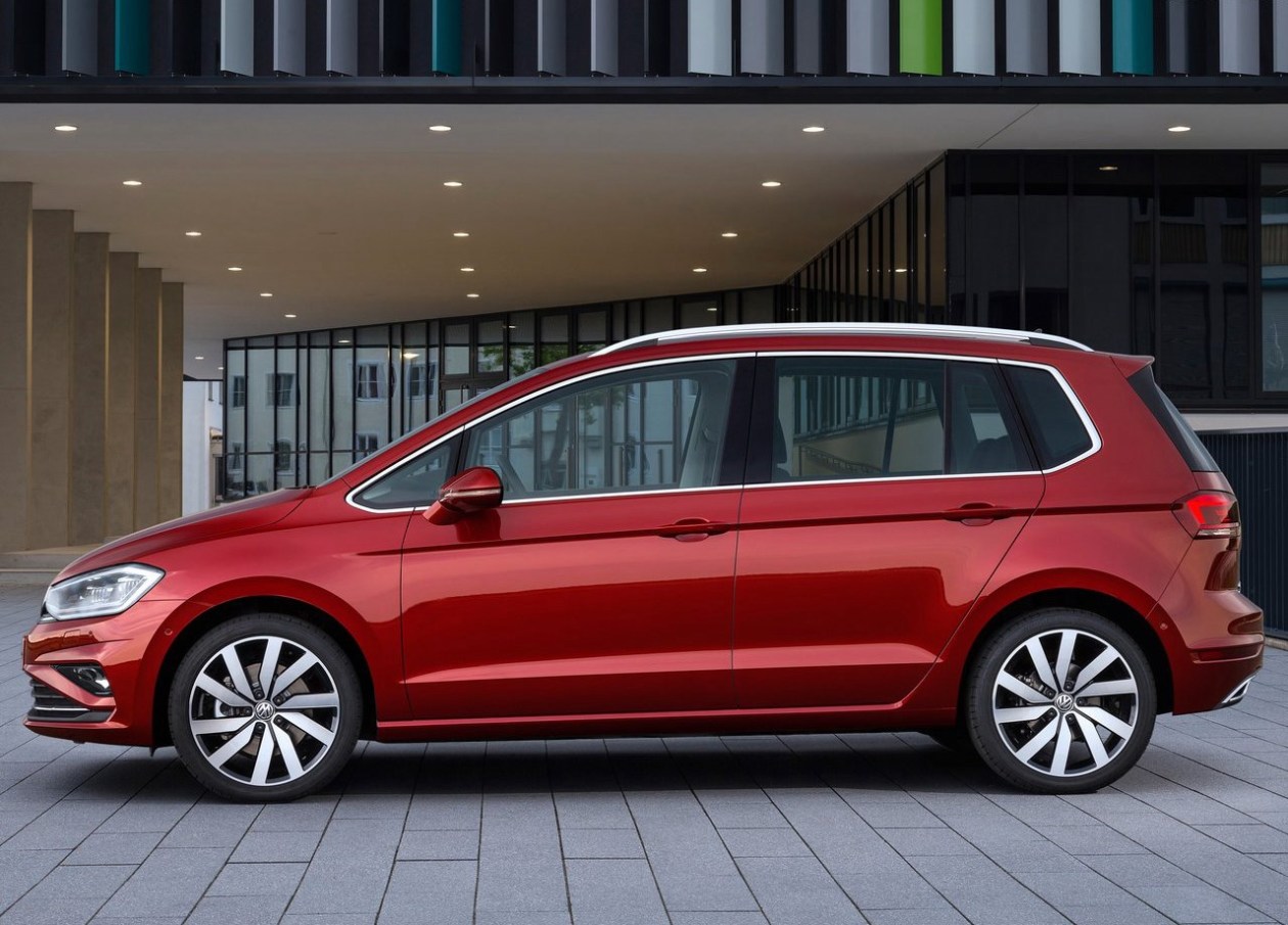 大众发布高尔夫sportsvan官图 将于法兰克福车展亮相