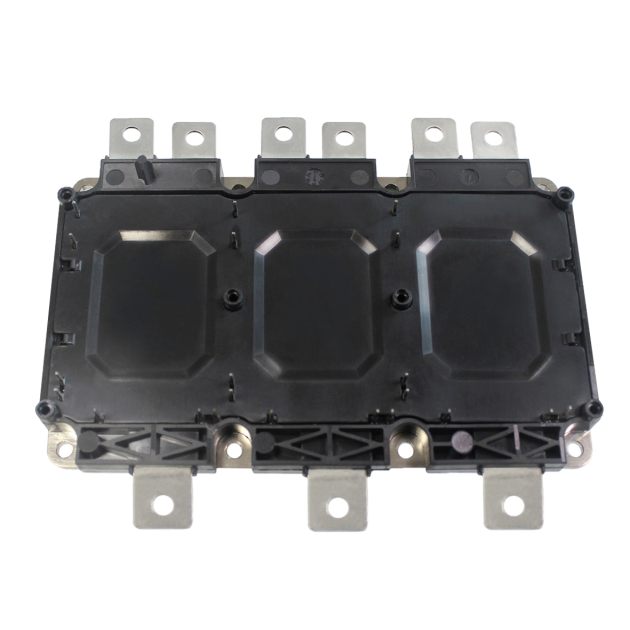 搭载高性能碳化硅模块全新比亚迪汉ev百公里加速仅39秒