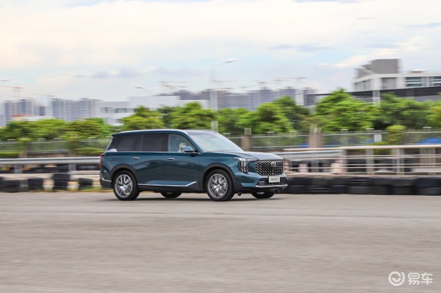 汽车流言板搭丰田第四代混动系统抢先试驾广汽传祺第二代gs8