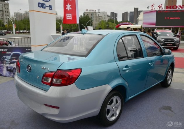 网通社汽车 车型大全 一汽 天津一汽 > 威志v5