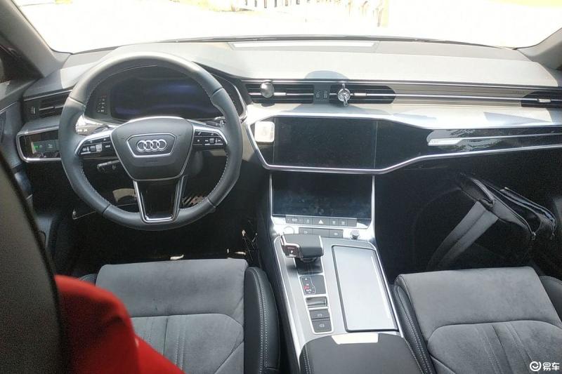 奥迪a6l 2019款 45 tfsi 臻选动感版