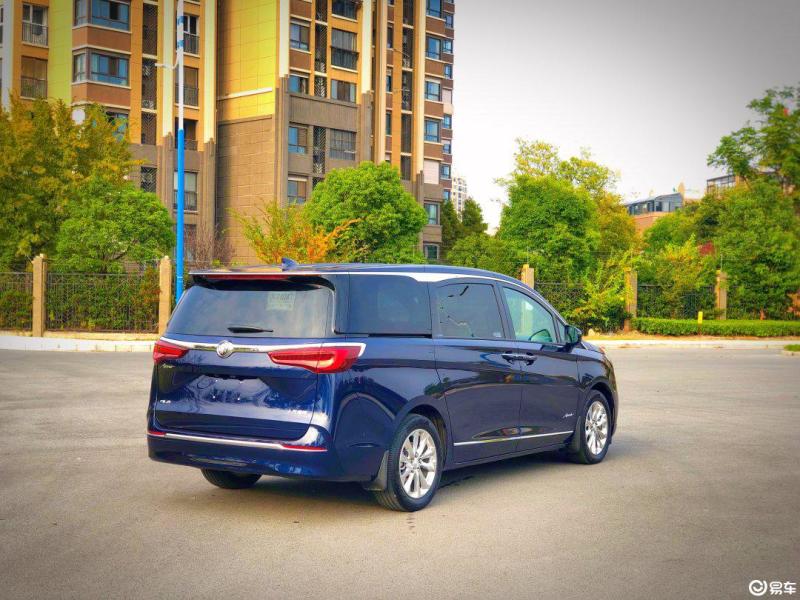别克gl8 2020款 avenir艾维亚 四座尊礼版