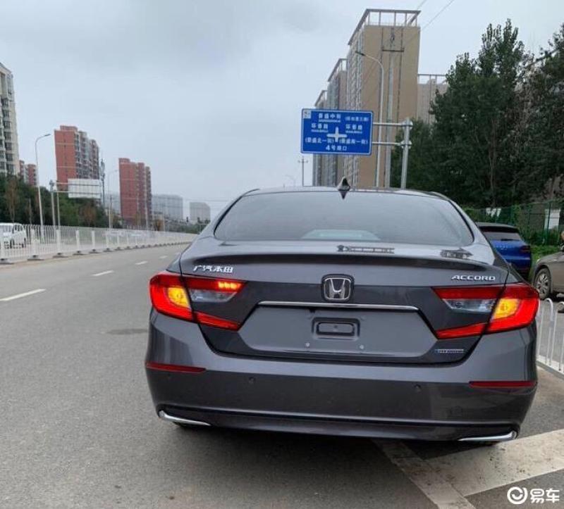 雅阁2018款 混动 2.0l e-cvt 锐尊版 国vi