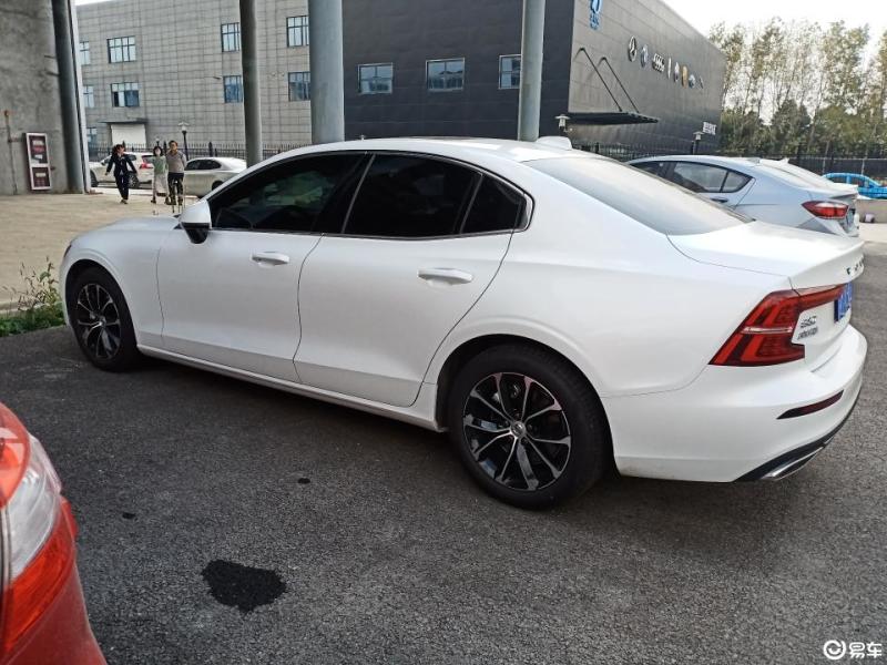 [沃尔沃s60 2021款 t4 智逸豪华版]怎么样口碑好不好-车友手放开给你