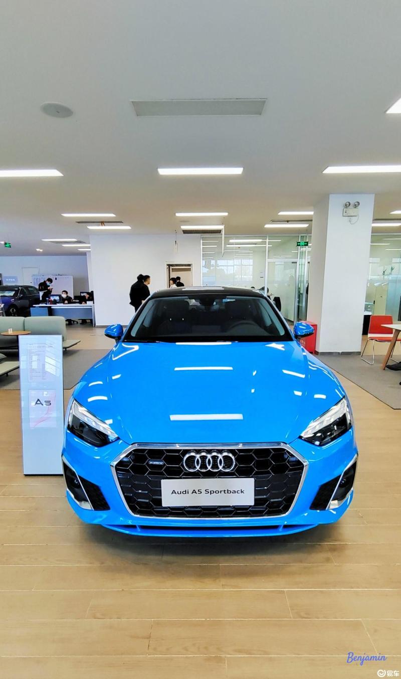 奥迪a5 2021款 cabriolet 45tfsi quattro 臻选动感型