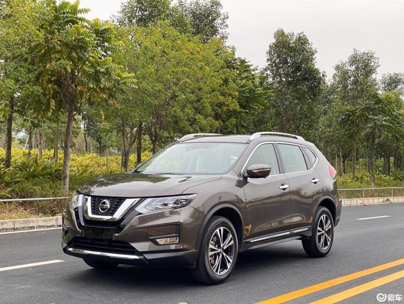 奇骏2021款 2.5l cvt 四驱 豪华纪念版 5座