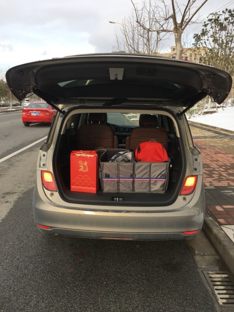 点评 别克gl6点评 点评详情#不满意 就是后备箱了.但乘坐空间大了.