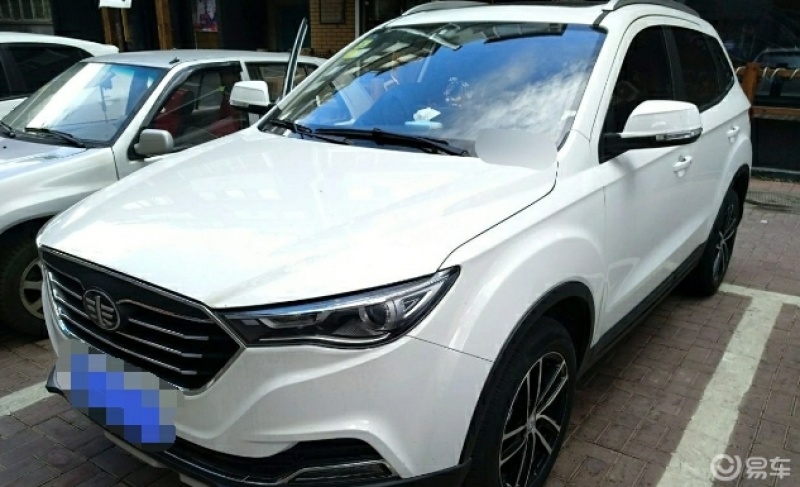 奔腾x40 2018款 网红版 1.6l 手自一体 豪华版