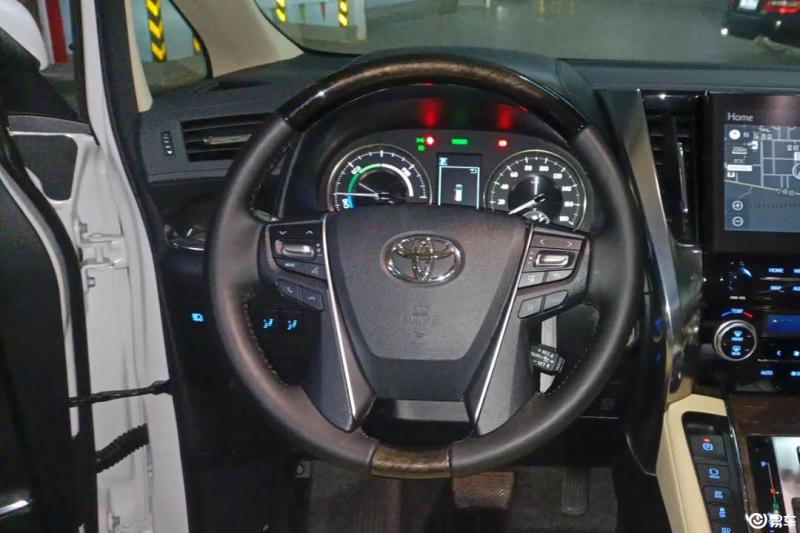 威尔法 2020款 2.5l hv尊贵版