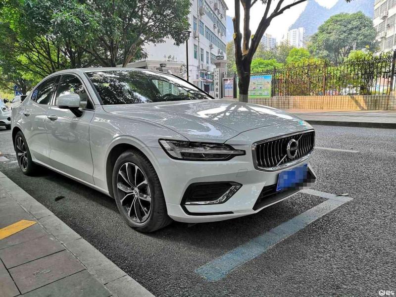 [沃尔沃s60 2021款 t4 智逸豪华版]怎么样口碑好不好-车友c井山1x点评