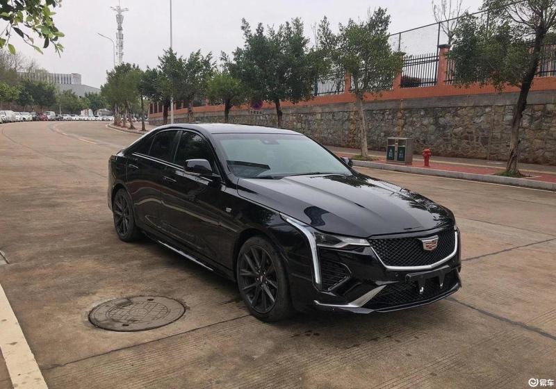 凯迪拉克ct4 2021款 28t 尊贵型