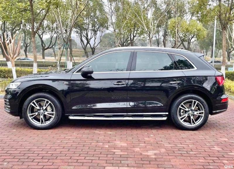 奥迪q5l 2020款 40 tfsi 荣享时尚型