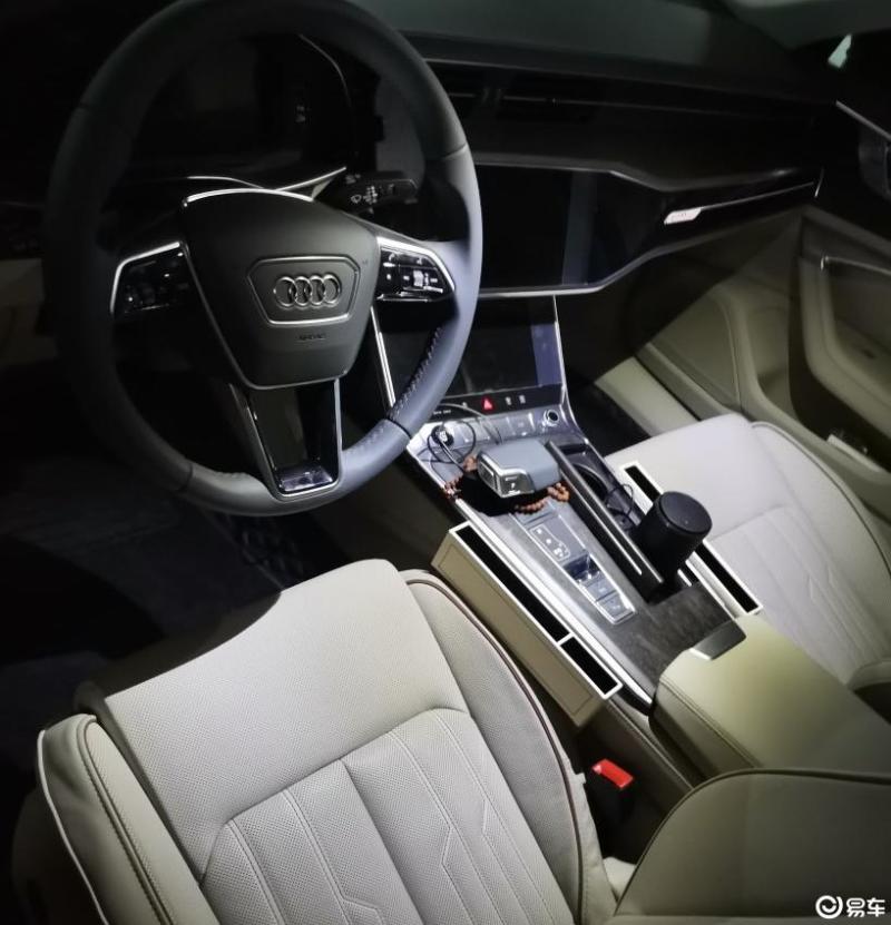 奥迪a6l 2021款 55 tfsi quattro 尊享致雅型