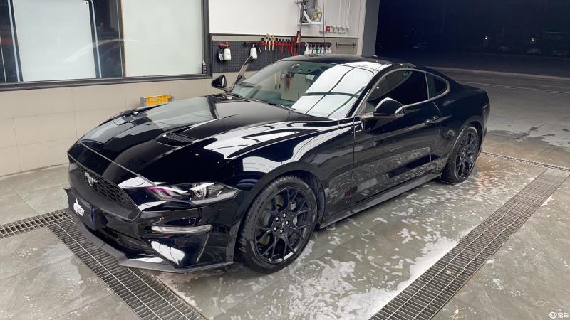 mustang 2020款 23l ecoboost 黑曜魅影特别版