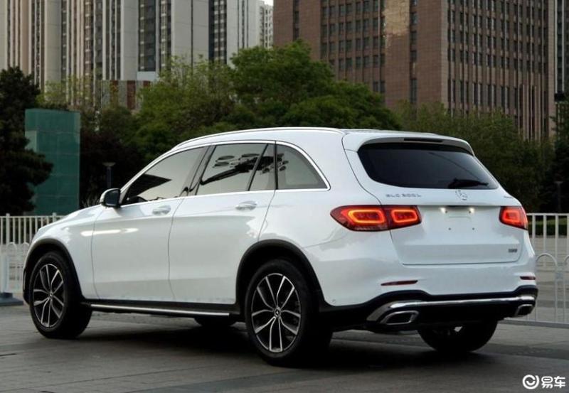 奔驰glc 2021款 glc 300 l 4matic 动感型