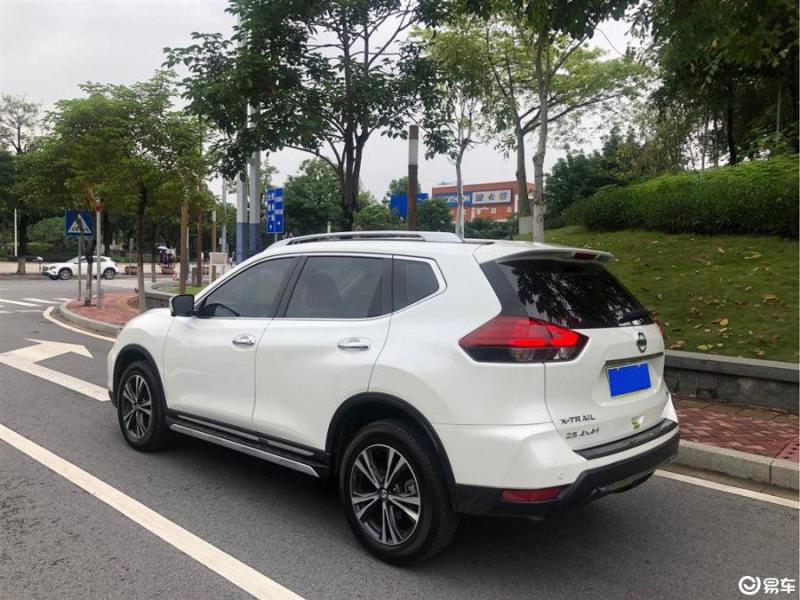 奇骏2021款 2.5l cvt 四驱 豪华领航版 7座