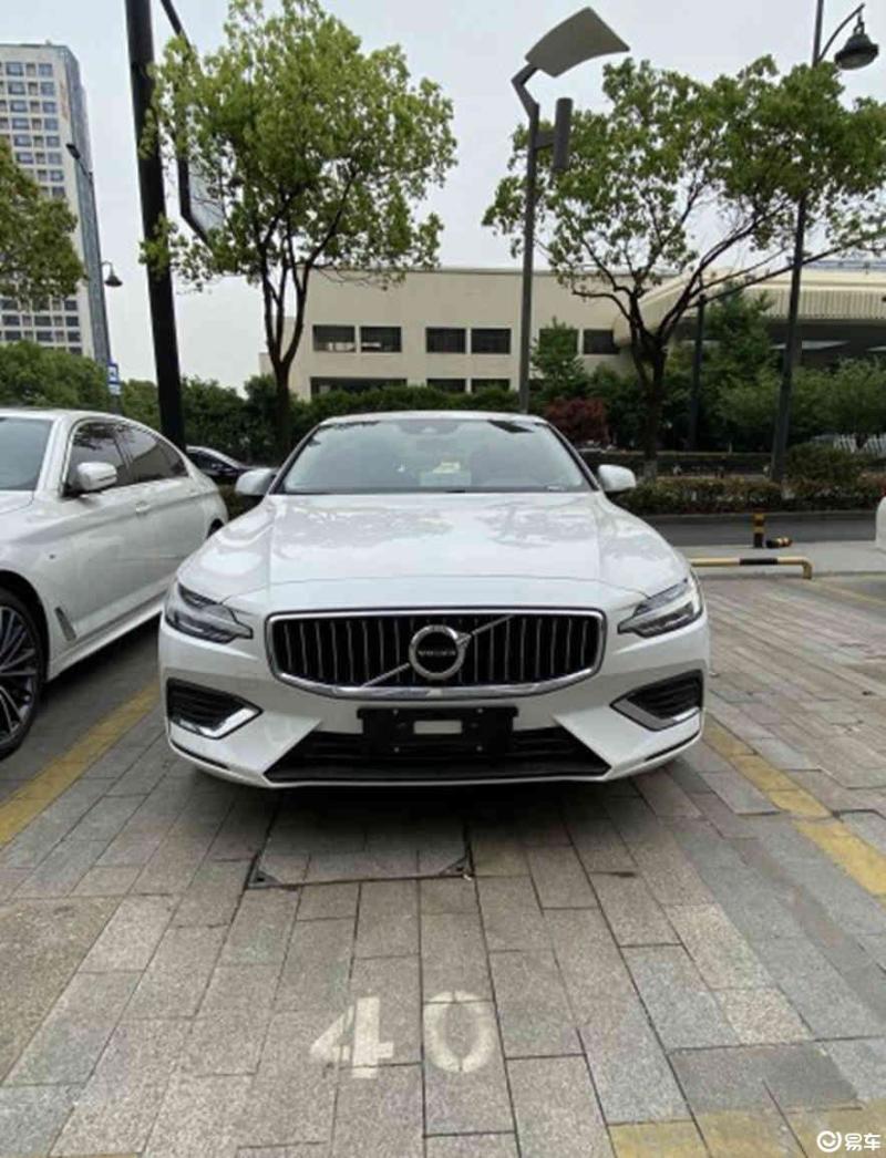 沃尔沃s60 2021款 t4 智远豪华版