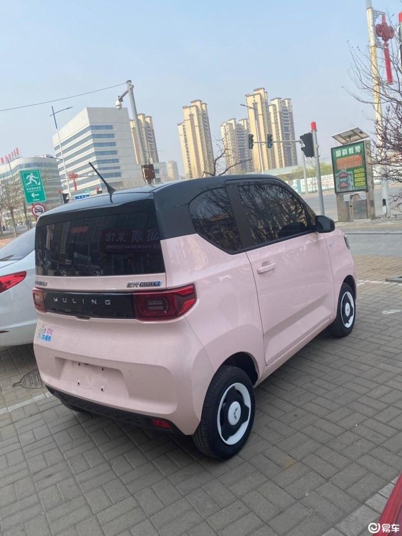 宏光miniev 2021款 马卡龙时尚款 120km 磷酸铁锂