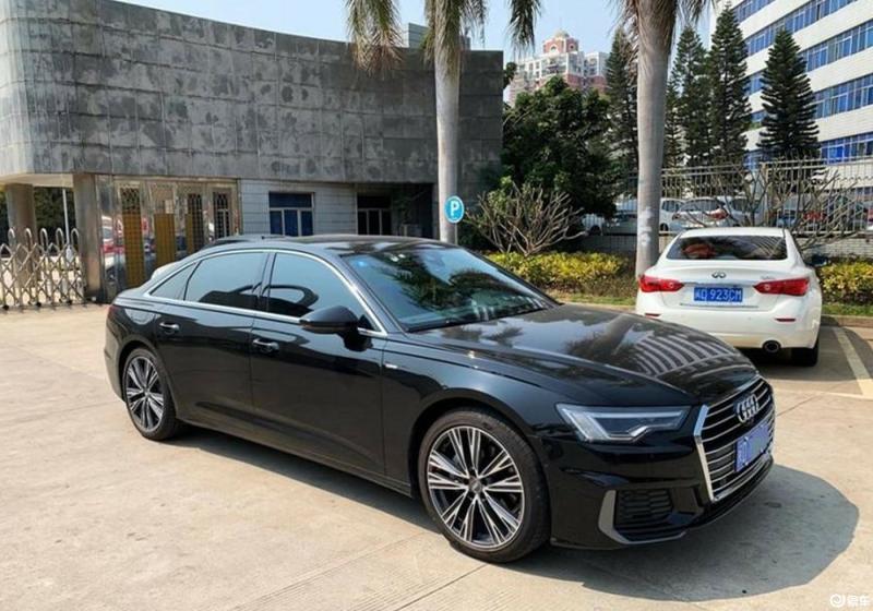 奥迪a6l 2021款 45 tfsi quattro 臻选动感型