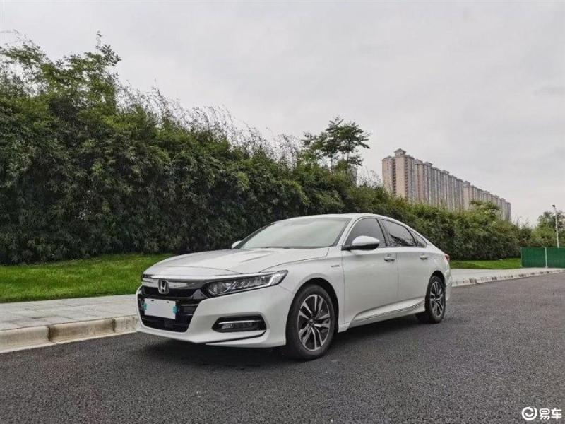 雅阁2018款 混动 2.0l e-cvt 锐领版 国vi