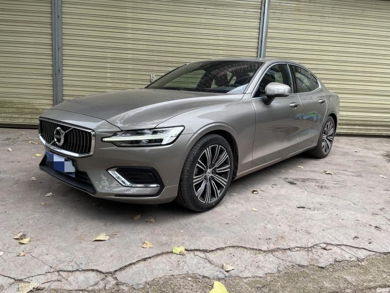 沃尔沃s60 2021款 t4 智远豪华版