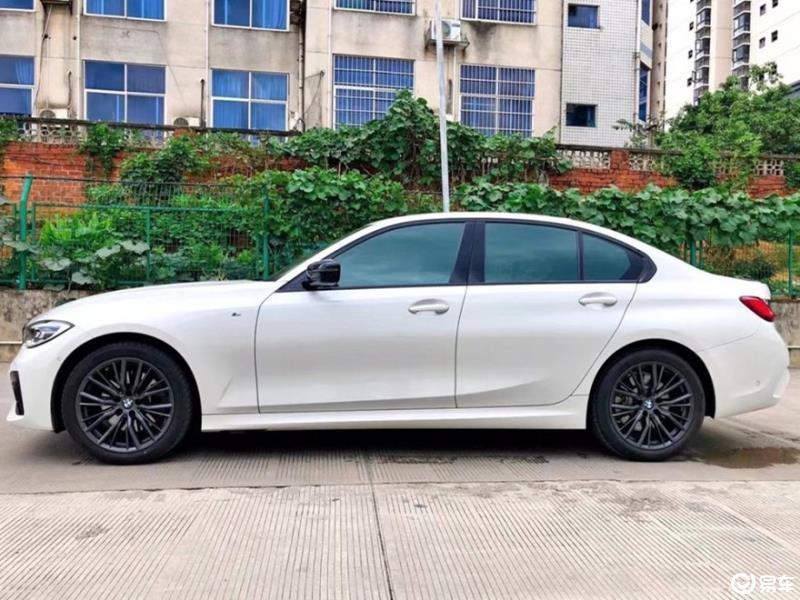 宝马3系 2021款 改款 330i m运动曜夜套装