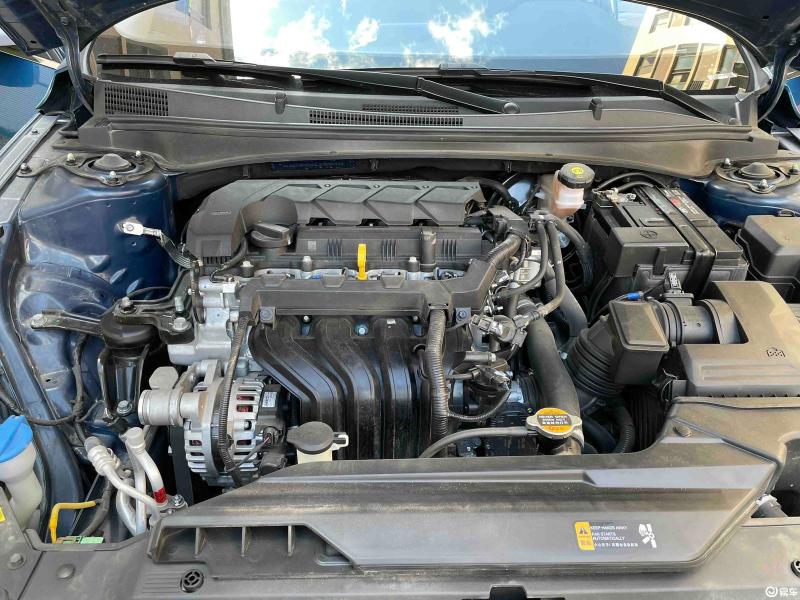 伊兰特 2021款 1.5l lux尊贵版