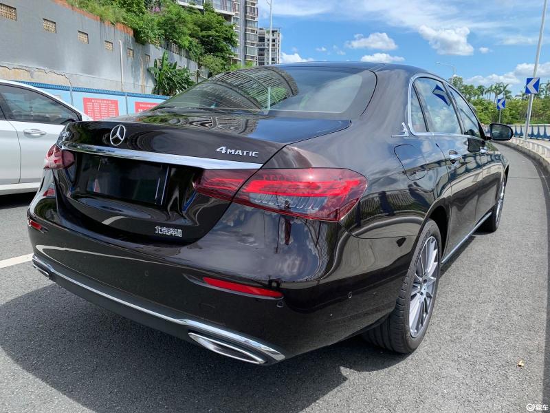 奔驰e级 2021款 e 260 l 4matic