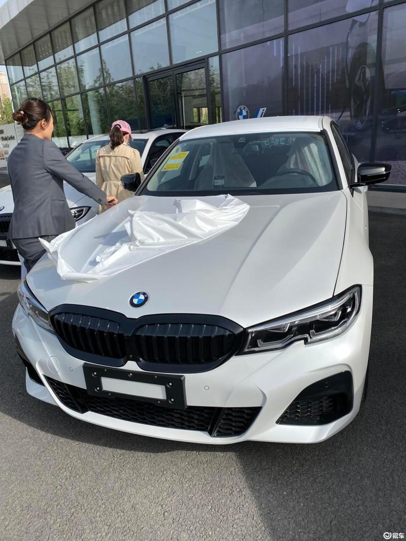 宝马3系 2021款 改款 325li m运动曜夜套装