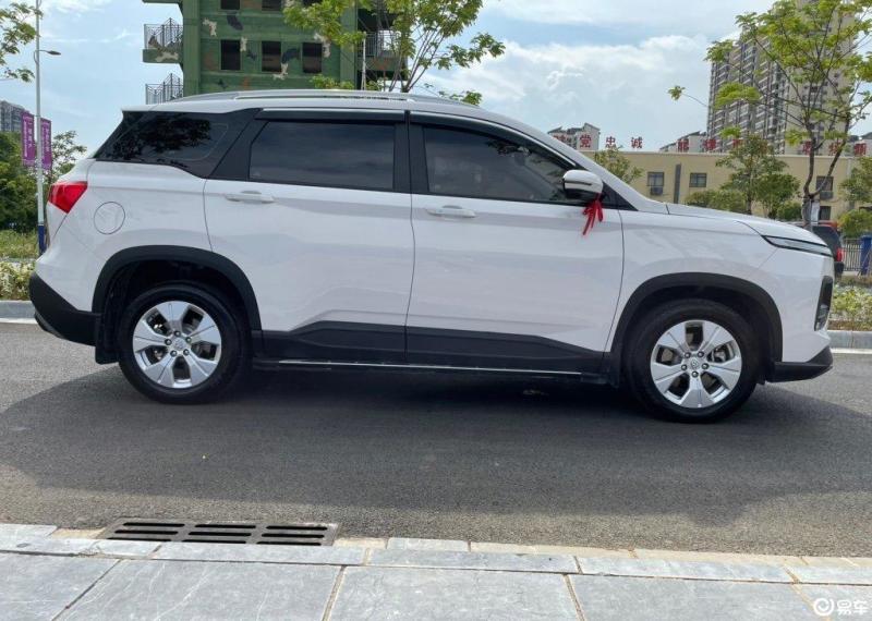 宝骏530 2020款 1.5t cvt 豪华互联型 5座