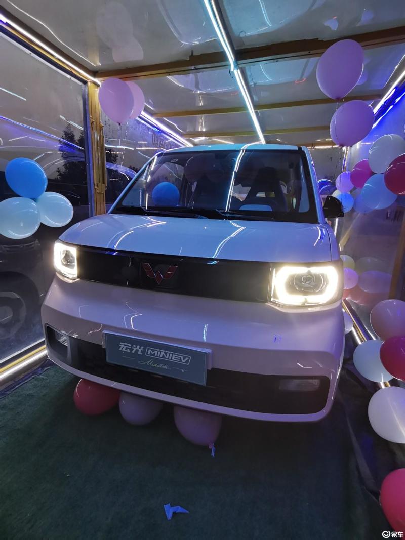 宏光miniev 2021款 马卡龙臻享款 170km 磷酸铁锂
