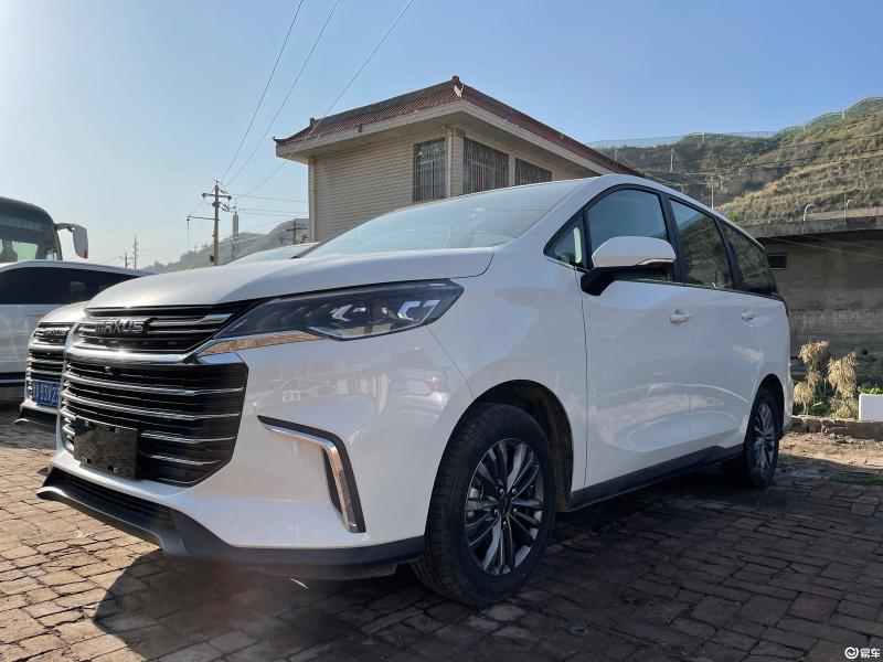 上汽大通maxusg50