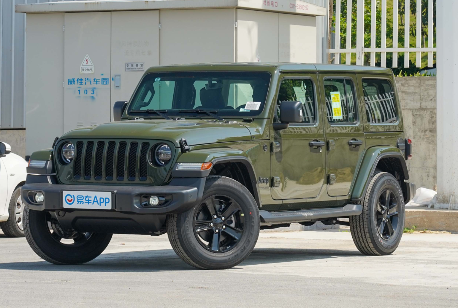 40万以内的硬派越野车,有什么推荐的?