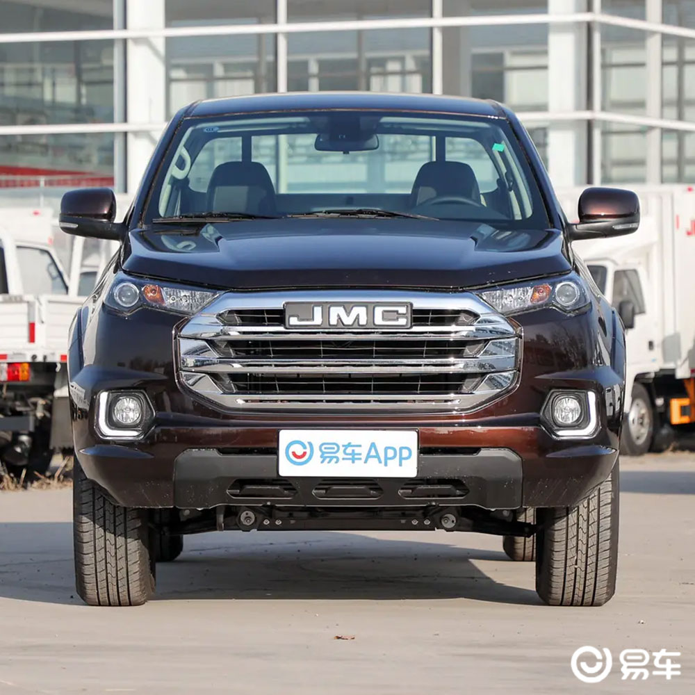 直喷式柴油发动机的燃烧室有什么特点?