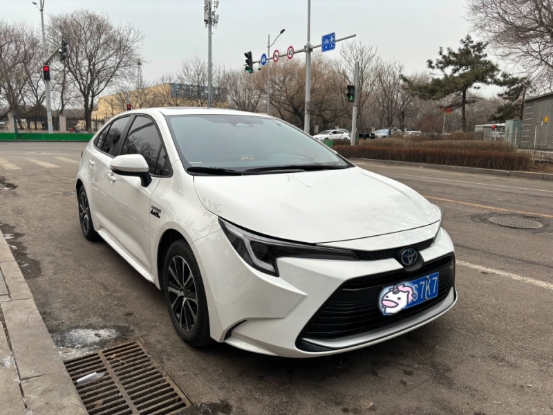 [雷凌 2023款 双擎 1.