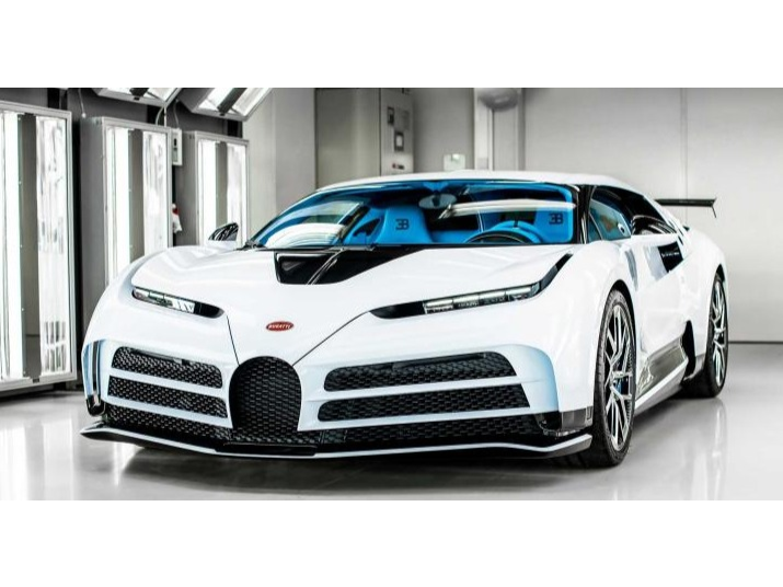 日前,限量10台的布加迪centodie