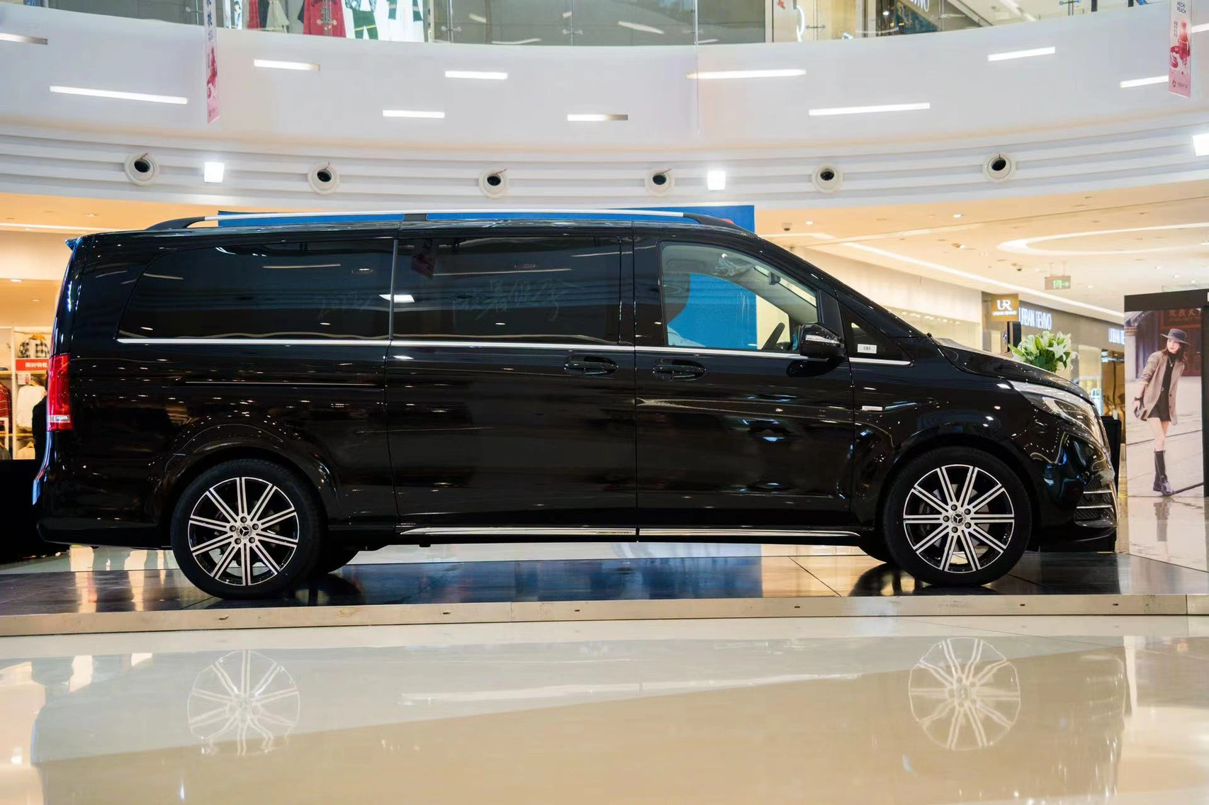 v-ciass|奔驰v级mpv 商务家庭旅行全包揽