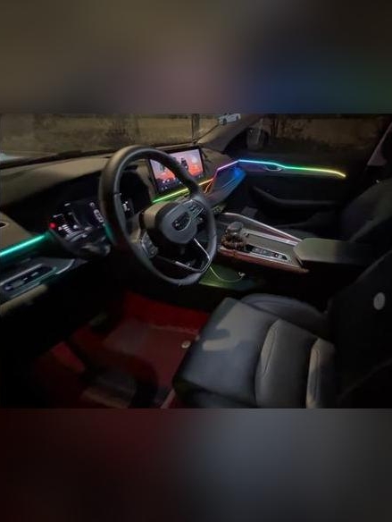 多少岁不可以开小车了 da4dbdd468304255bd1216e6c3c152b5.jpg