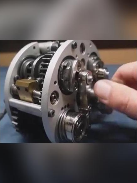 首个齿轮传动无极变速箱问世，研发新的CVT还要必要吗 首个齿轮传动无极变速箱问世，在这个新能源汽车的时代，研发新的CVT还要必要吗_易车小视频