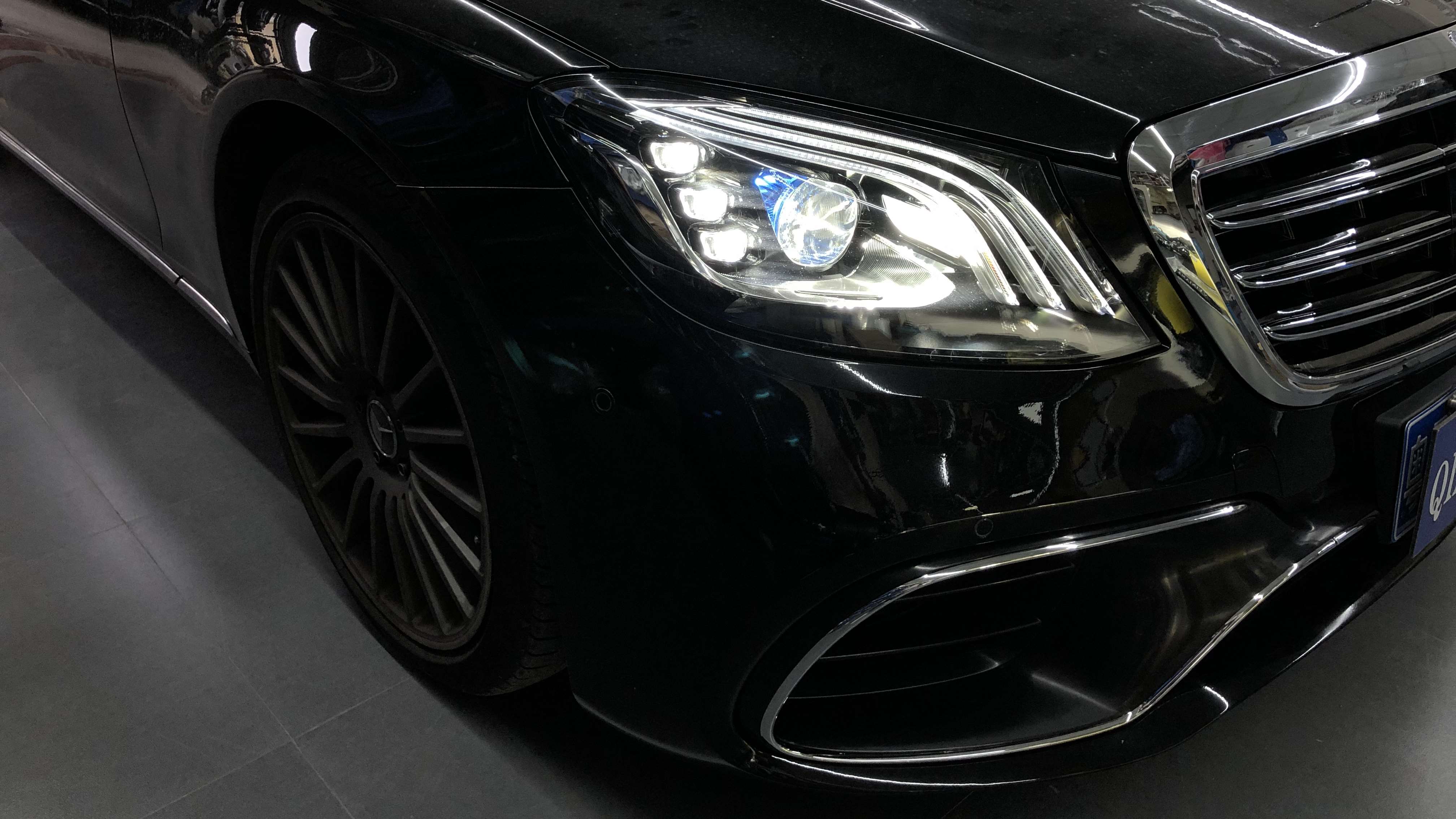 2019-08-038千壹年車改梅赛德斯奔驰s级w222旧款改装新款,几何多光束