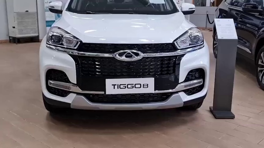 新车到店实拍2021款奇瑞瑞虎8豪华型近距离感受一下太帅了