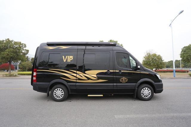 33万元起新款欧睿房车扬州亚星低价入市