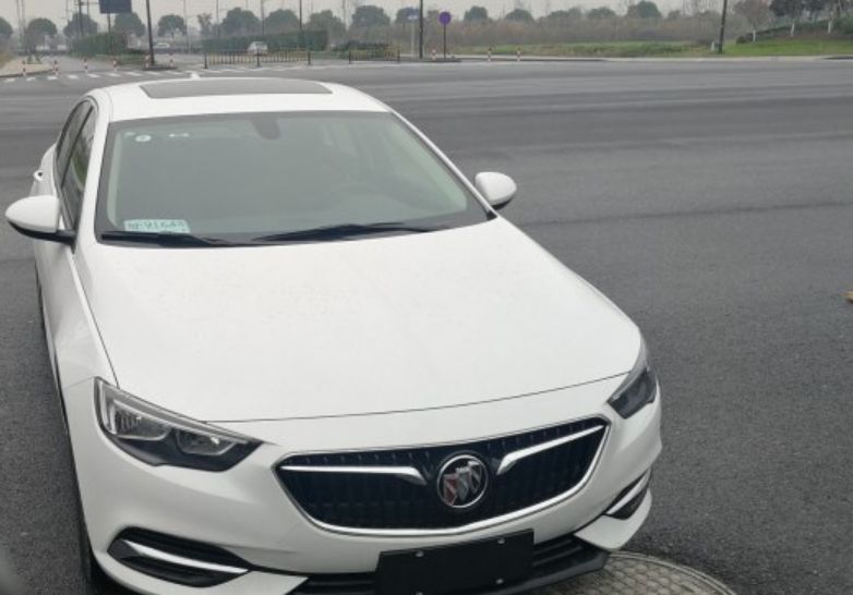 别克君威操控精准到位稳重靠谱值得关注