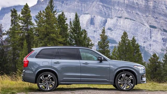 2020volvoxc90是一款宽松安全的suv