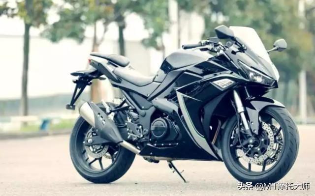 这是地平线摩托吗诺马新车魅影300亮相功率达23kw配置丰富