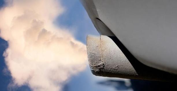 汽车年检尾气排放不合格怎么办?教你3个小技巧,轻松解决难题