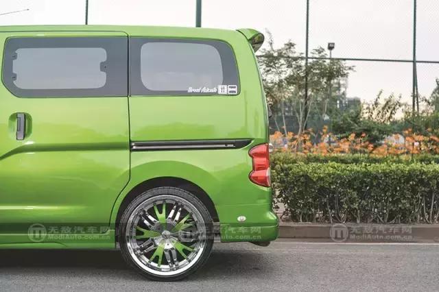 萌妹子的清新綠日產nv200重度改裝_易車