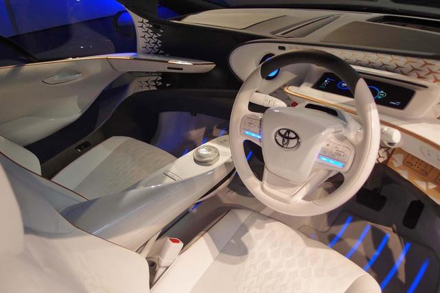丰田发布纯电动概念车lq Ai自动驾驶 看人的表情实现交流 易车