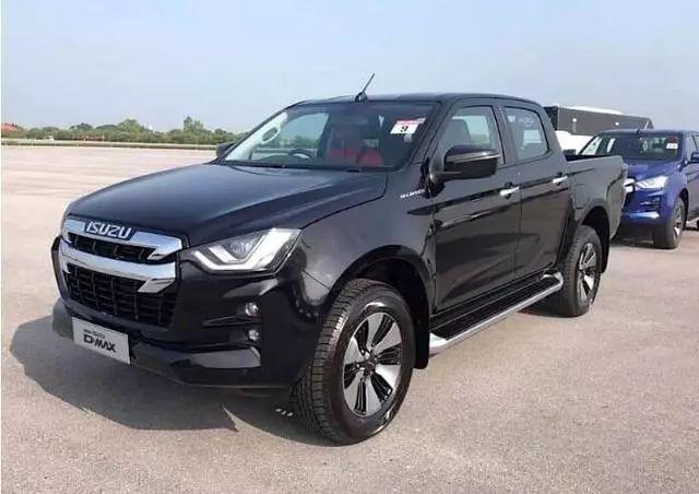 全新30t五十铃dmax在泰国首发亮相当地售价折合人民币119272万