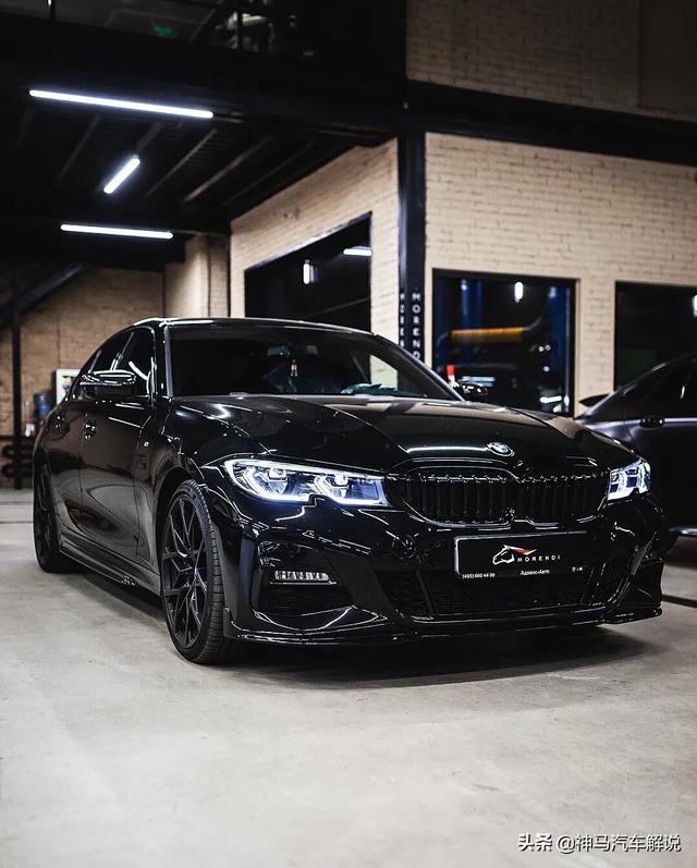 全新宝马3系,运动强烈,全黑设计,真香